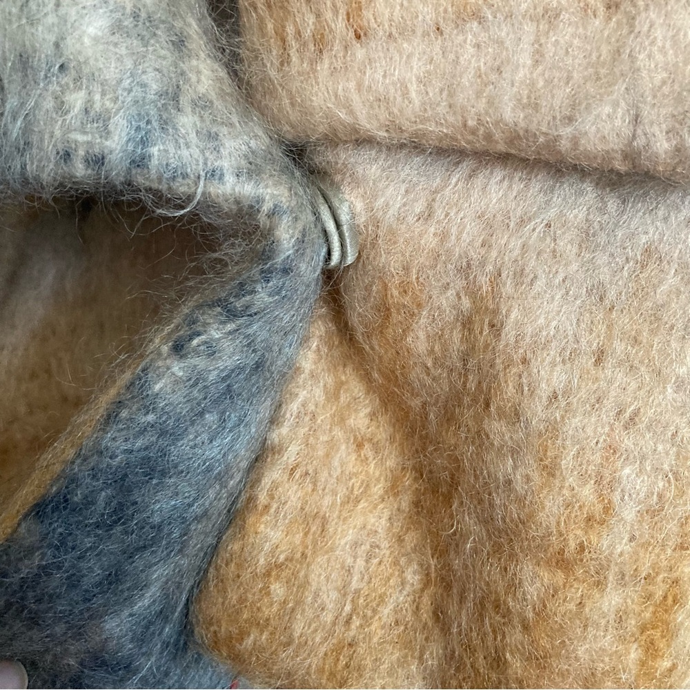 Matthew Williamson Fall 2009 Runway Multicolored Mohair Blend Jacket, UK Sz 6 - Picture 6 of 16